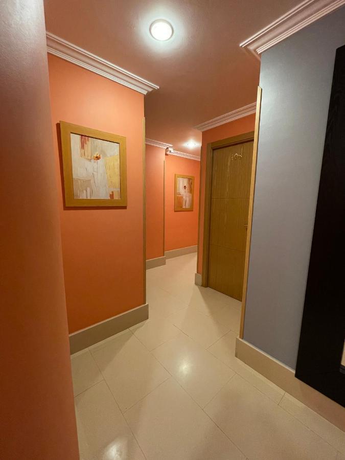 Hostal Santiago 2 Бургос Екстер'єр фото