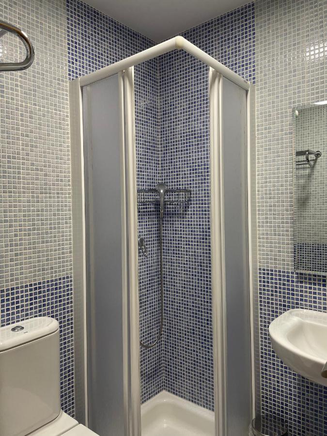 Hostal Santiago 2 Бургос Екстер'єр фото