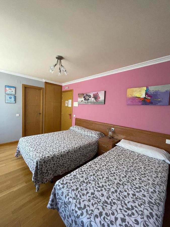 Hostal Santiago 2 Бургос Екстер'єр фото