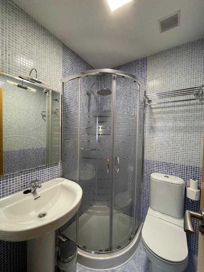 Hostal Santiago 2 Бургос Екстер'єр фото