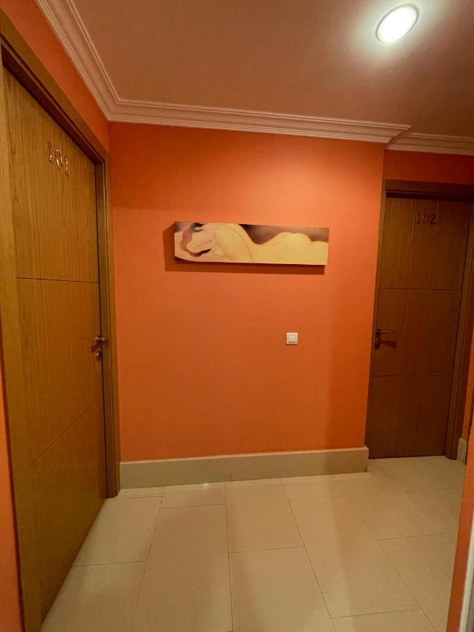 Hostal Santiago 2 Бургос Екстер'єр фото