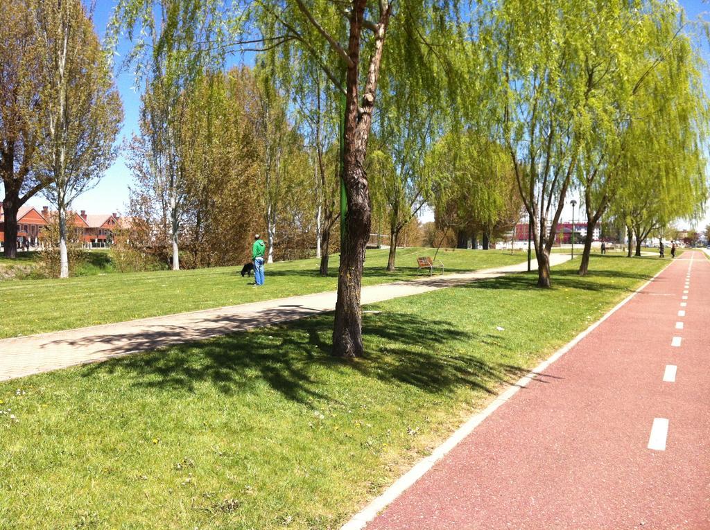 Hostal Santiago 2 Бургос Екстер'єр фото